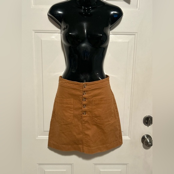 Forever 21  Button Down Skirt With Pockets In Front Size Small - Picture 2 of 6